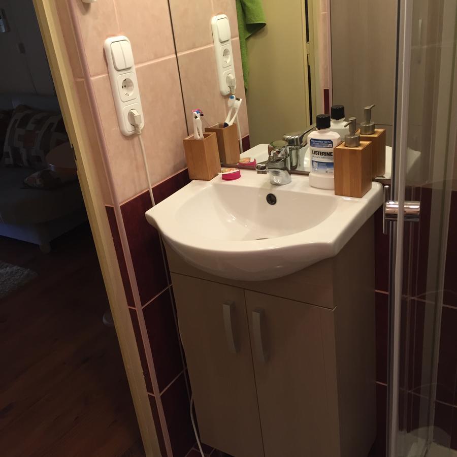 Gunarasi Villa Jacuzzival Dombóvár Екстериор снимка